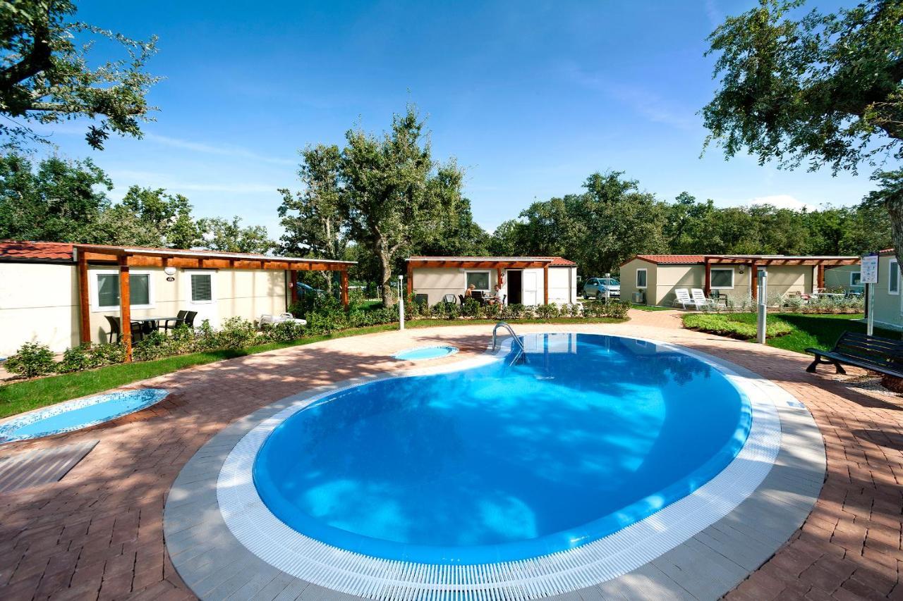 Camping Ulika Mobile Homes - Naturist Цервар-Порат Экстерьер фото