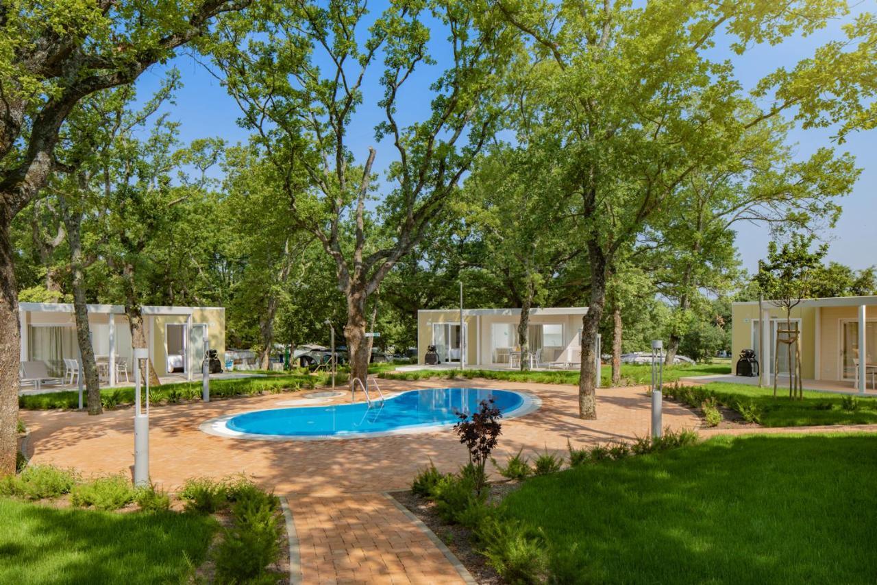 Camping Ulika Mobile Homes - Naturist Цервар-Порат Экстерьер фото