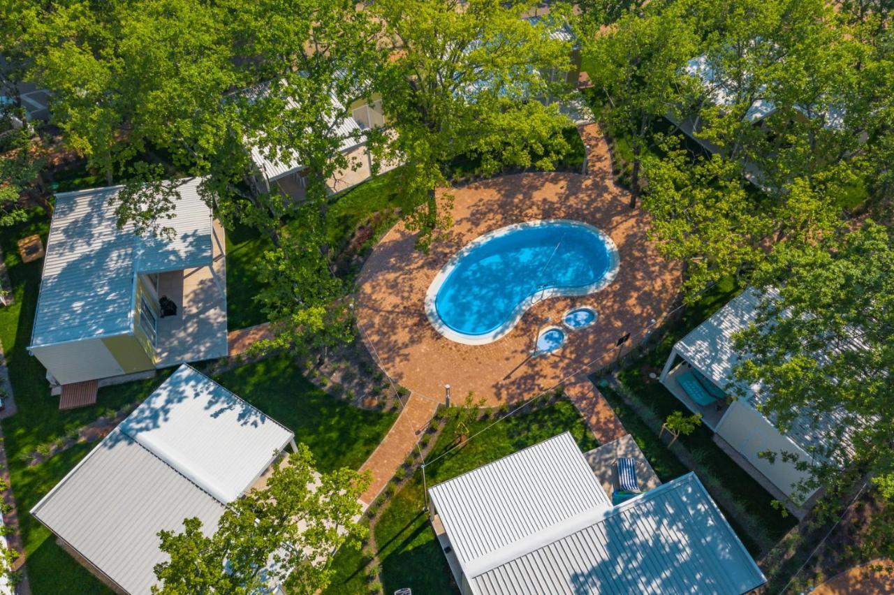 Camping Ulika Mobile Homes - Naturist Цервар-Порат Экстерьер фото